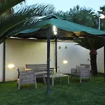 Erminia - Free Parking E Mare Vicino