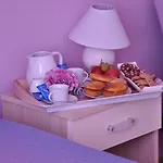 Erminia - Free Parking E Mare Vicino 4*