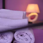 Erminia - Free Parking E Mare Vicino Bed & Breakfast 4*
