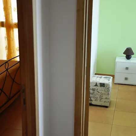 Erminia - Free Parking E Mare Vicino 4*