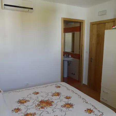 Erminia - Free Parking E Mare Vicino 4*