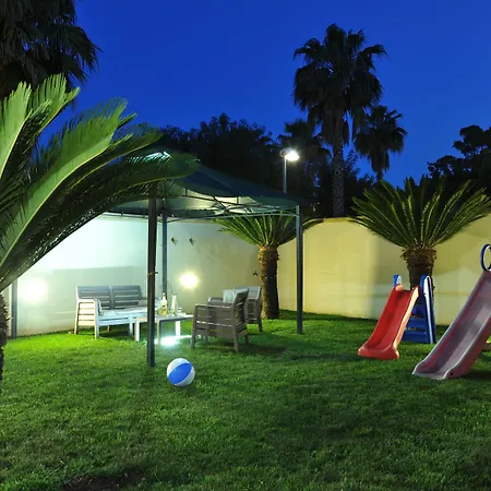 לינה וארוחת בוקר Erminia - Free Parking E Mare Vicino