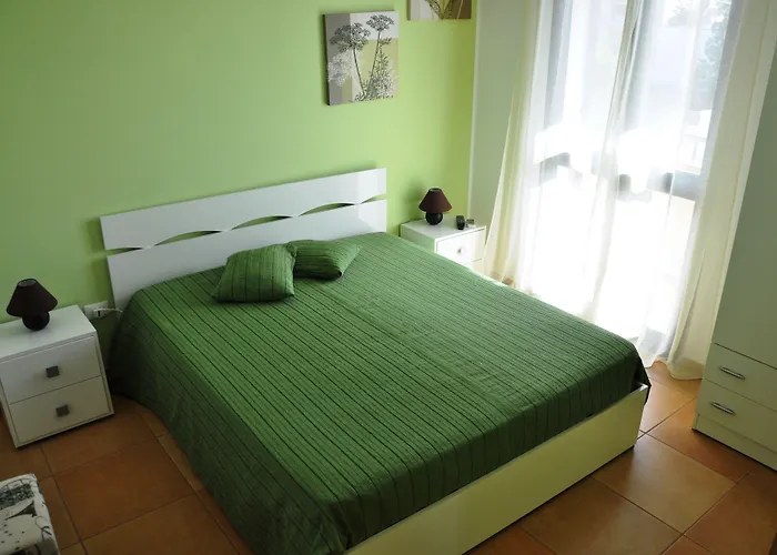 Bed & Breakfast Erminia - Free Parking E Mare Vicino 4*