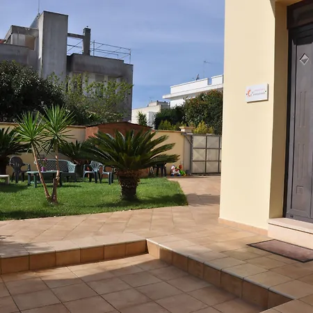 Erminia - Free Parking E Mare Vicino