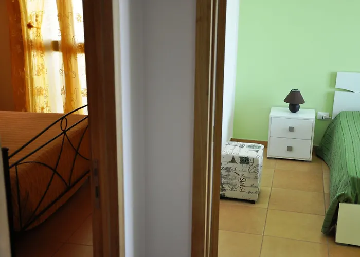Erminia - Free Parking E Mare Vicino 4*